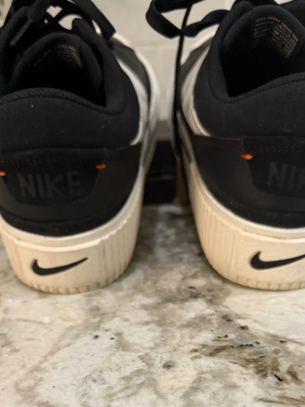 Nike Black and White court legacy